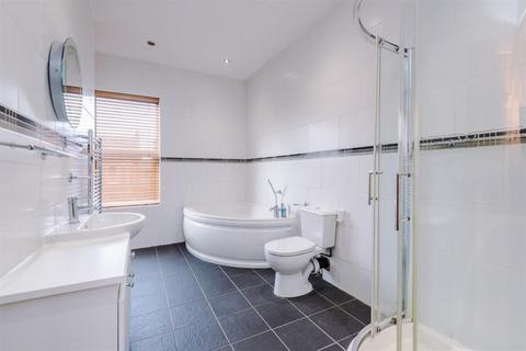 1 bedroom end of terrace house for sale, Station Road, Swinton, Manchester, M27 6BT