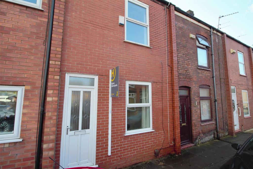 Darlington Street, Tyldesley, Manchester 2 bed terraced house £675