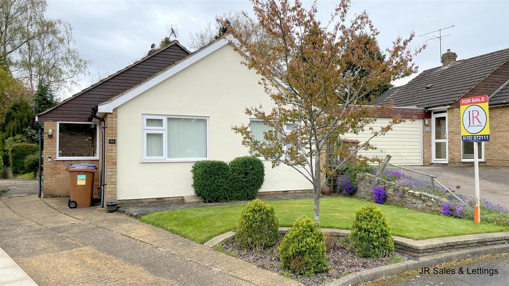 Brookside Crescent, Cuffley 2 bed detached bungalow for sale £624,995