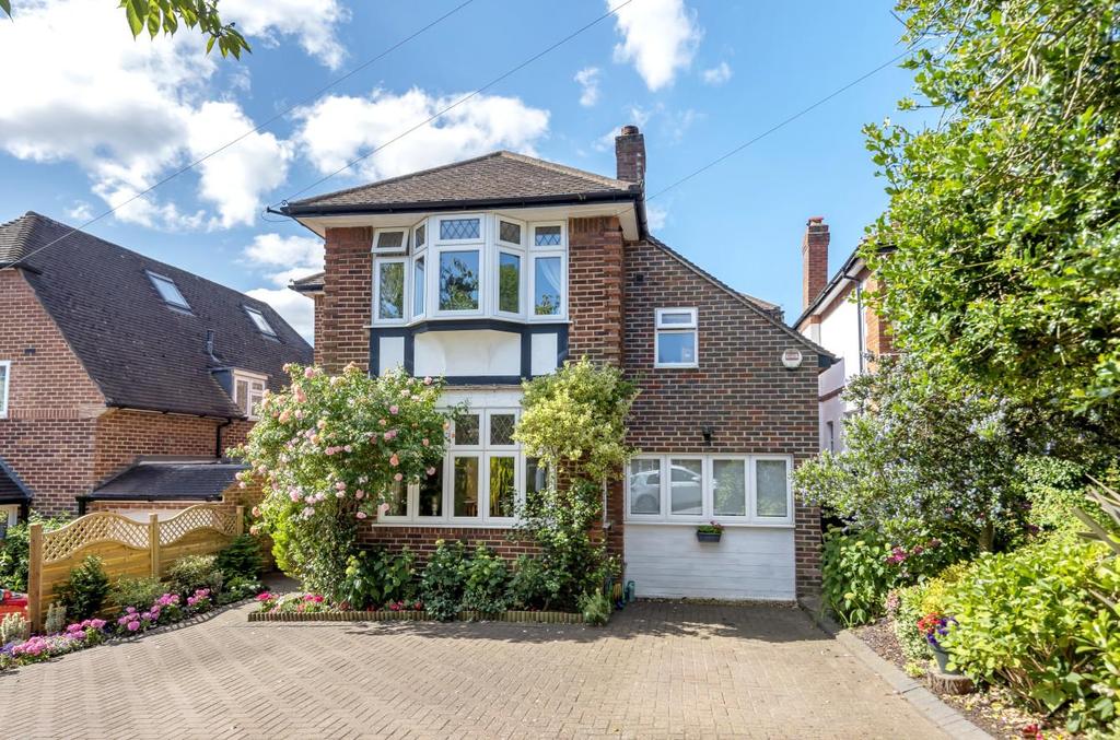Greenway Close, Totteridge 4 bed detached house for sale £1,450,000