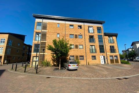 2 bedroom flat to rent, Pasteur Drive, Old Town, Swindon, SN1