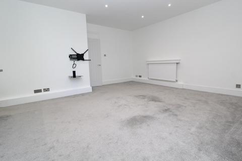 1 bedroom apartment to rent, Thorndon Hall, Thorndon Park, CM13