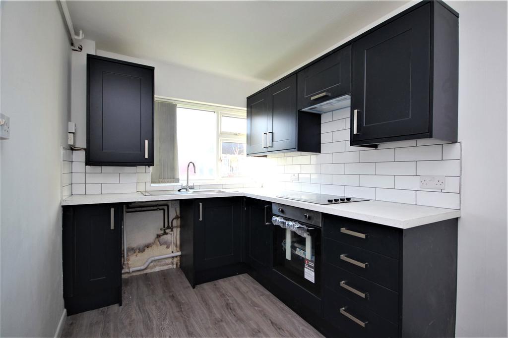 Greentrees, Cokeham Lane, Lancing... 1 bed apartment £895 pcm (£207 pw)
