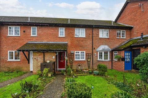 15 Chalcraft Close, Liphook, GU30 7PW