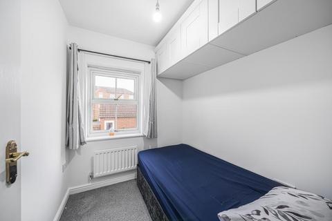 7 Sharman Row, Slough, SL3 7GJ