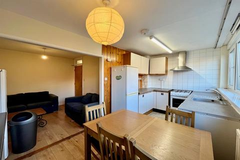 6 bedroom end of terrace house to rent, Horwood Close, Headington, Oxford, OX3