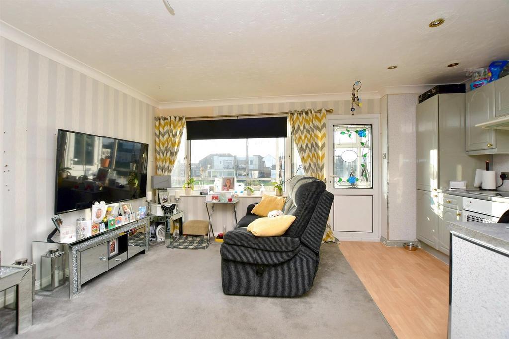 Kitchen/Living Area