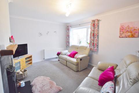 25 Rectory Avenue, Corfe Mullen, Wimborne, BH21 3EZ