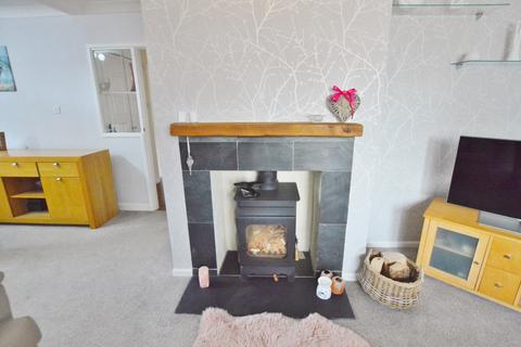 25 Rectory Avenue, Corfe Mullen, Wimborne, BH21 3EZ