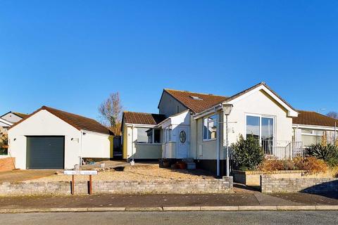 52 Broadmead, Callington, PL17 7DE