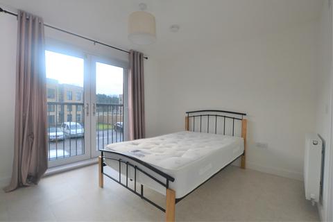2 bedroom flat to rent, Goldcrest Place, Edinburgh, EH4