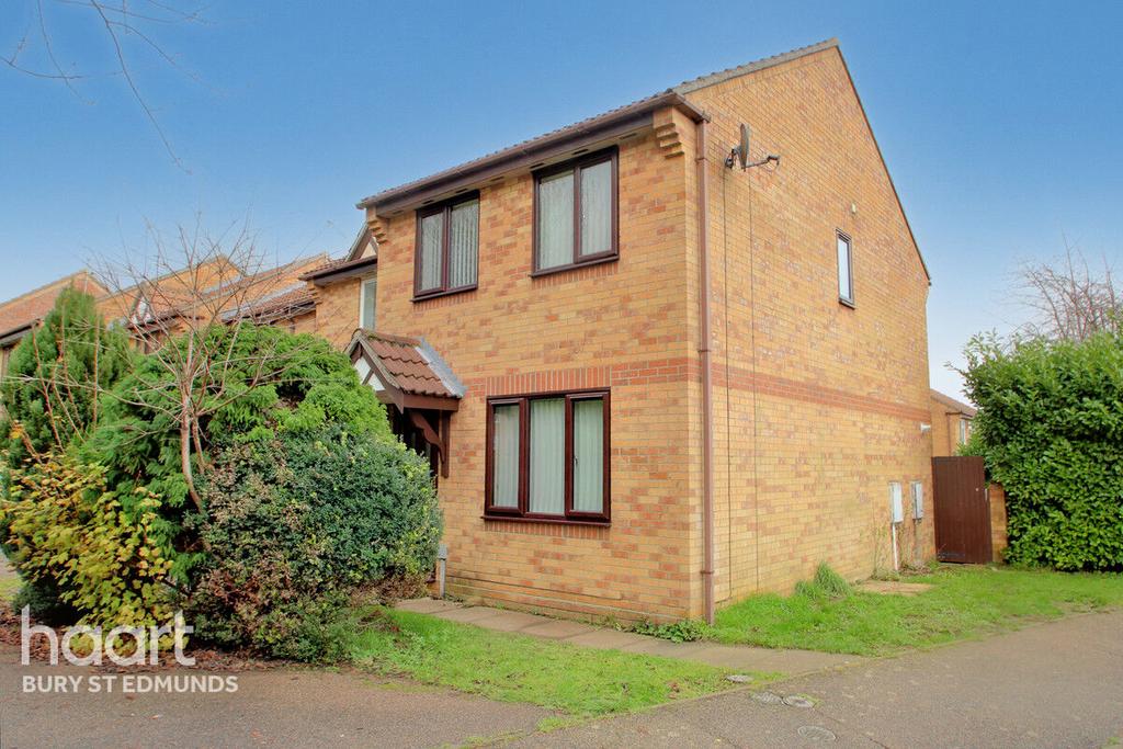 Rowan Drive, Bury St Edmunds 3 bed end of terrace house £250,000