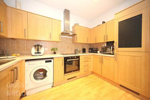2 bedroom apartment for sale, Holly Street, Luton, LU1