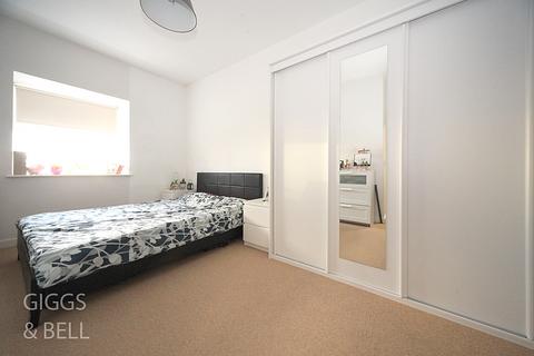 2 bedroom apartment for sale, Holly Street, Luton, LU1