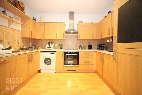 2 bedroom apartment for sale, Holly Street, Luton, LU1