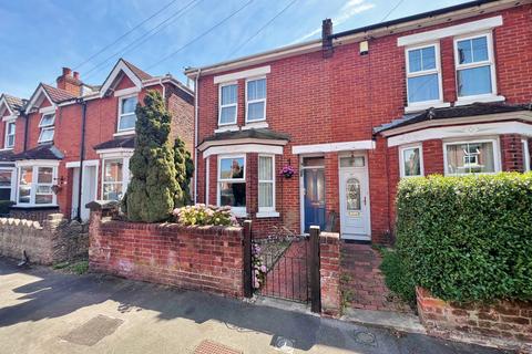 3 bedroom semi-detached house to rent, ONLINE ENQUIRIES ONLY! Clarendon Road, Shirley