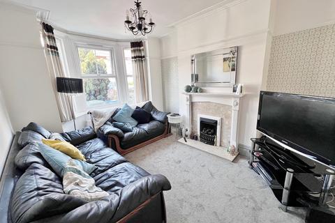 3 bedroom semi-detached house to rent, ONLINE ENQUIRIES ONLY! Clarendon Road, Shirley