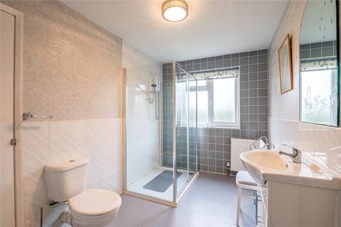 3 bedroom detached house for sale - St. Davids Way, Wickford, Essex, SS11