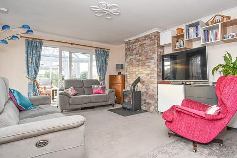 3 bedroom detached bungalow for sale - Kirlegate, Meare, Glastonbury, BA6