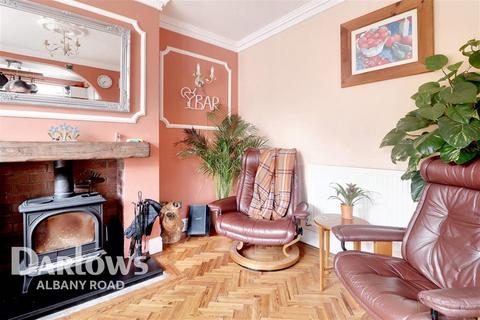 1 bedroom in a flat share to rent - Albany Road