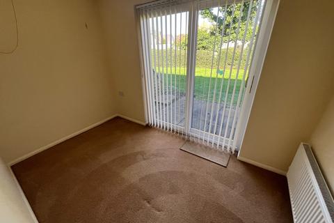 2 bedroom terraced bungalow for sale, Holly Green, Stapenhill, Burton-on-Trent, DE15
