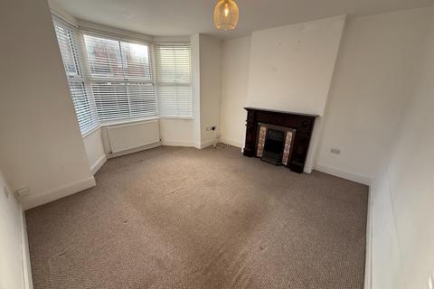 3 bedroom semi-detached house to rent, Tamworth Road, Ashby-de-la-Zouch, LE65