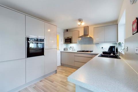 20 Cornwall Drive, Grassmoor, Chesterfield, S42 5DX