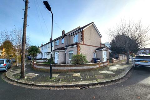 69 Greenway Gardens, Greenford, UB6 9TX