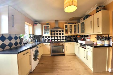 69 Greenway Gardens, Greenford, UB6 9TX