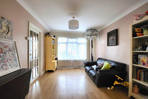 69 Greenway Gardens, Greenford, UB6 9TX