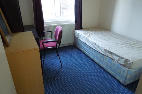 undefined, Wellington Street, Luton LU1