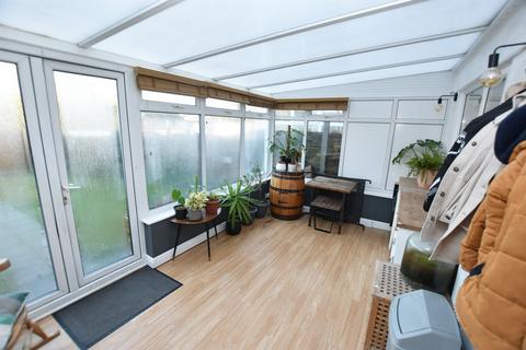 71 Alston Road, Solihull, B91 2RP