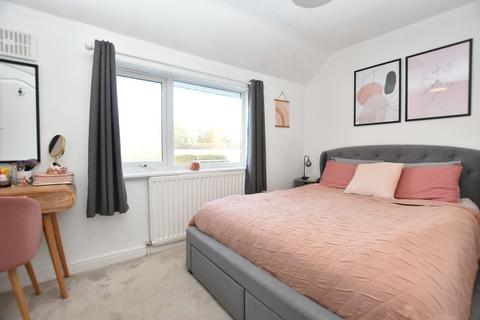 71 Alston Road, Solihull, B91 2RP