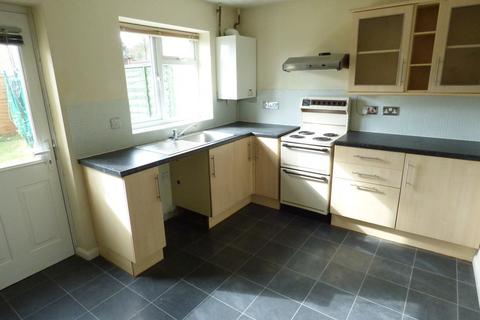 2 bedroom terraced house to rent, Downs View, Warminster