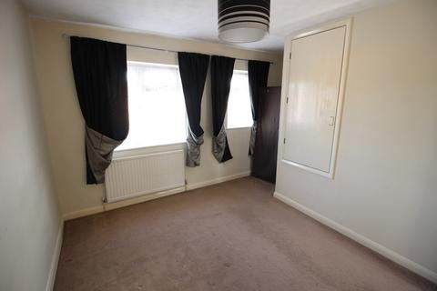 2 bedroom terraced house to rent, Downs View, Warminster