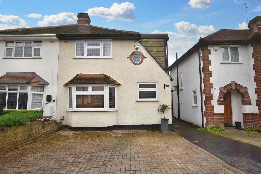 Habgood Road, Loughton 3 bed semidetached house £750,000