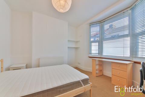 4 bedroom terraced house to rent, Edinburgh Road, Brighton