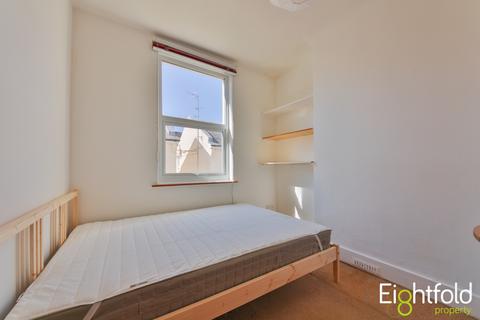 4 bedroom terraced house to rent, Edinburgh Road, Brighton