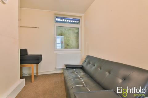 4 bedroom terraced house to rent, Edinburgh Road, Brighton