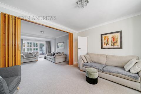 22 Brentham Way, London, W5 1BJ