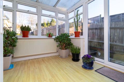 3 bedroom end of terrace house for sale - Godstone Road, Whyteleafe