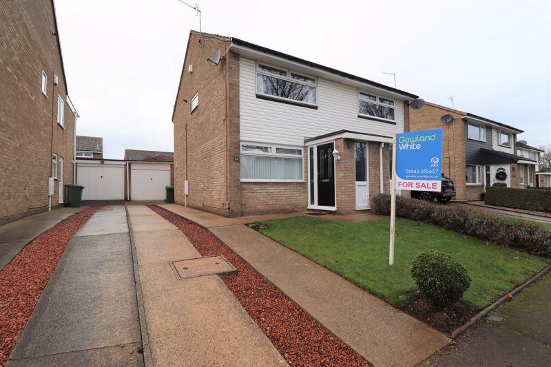 Rook Lane, Crooksbarn, Norton, TS20 1SB 2 bed semidetached house for