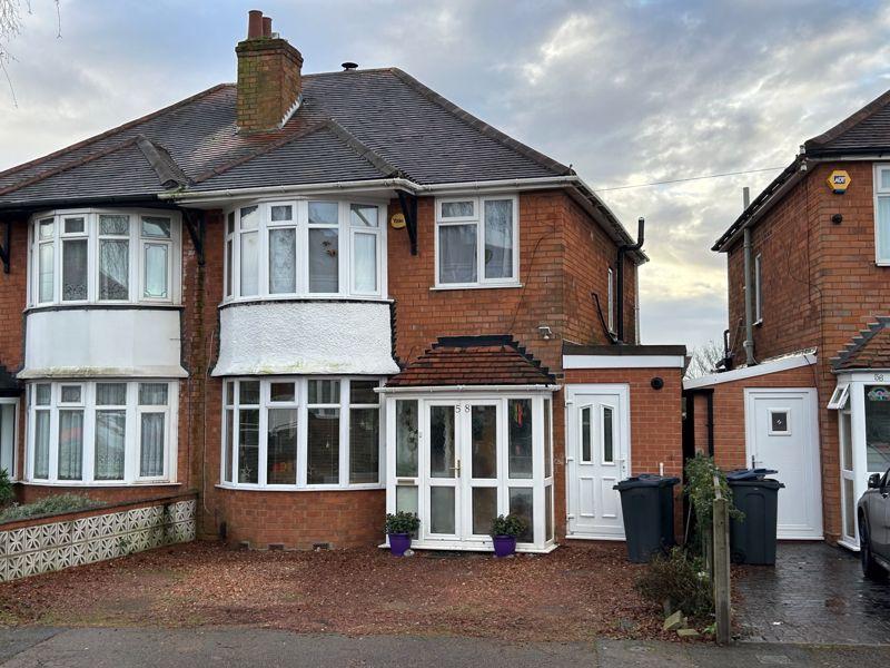 Elizabeth Road, Sutton Coldfield, B73... 3 bed semidetached house £