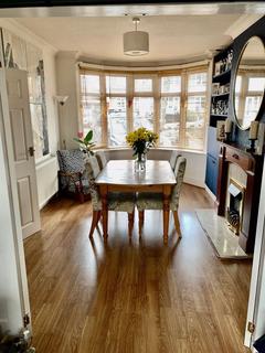 58 Elizabeth Road, Sutton Coldfield, B73 5AT