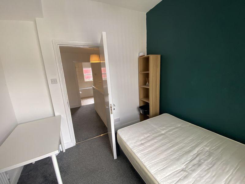 Room 4