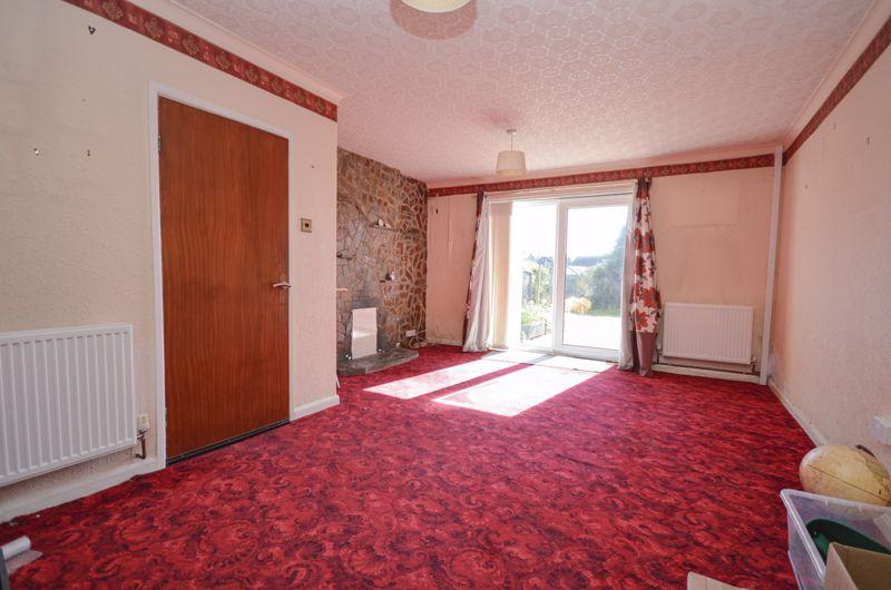 REA BARN ROAD BRIXHAM 3 bed semidetached house £299,950