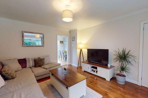 80 Allanton Grove, Wishaw, ML2 7LN