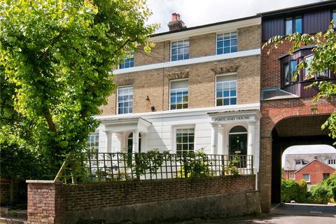 4 bedroom house to rent - Tower Street, Winchester, SO23