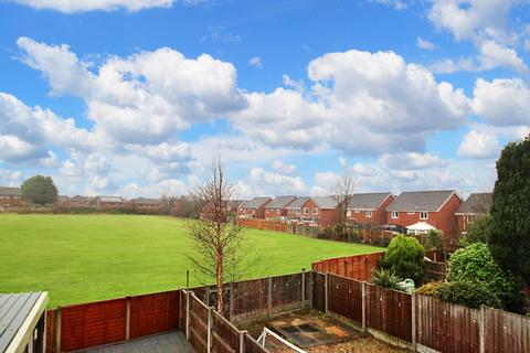 3 bedroom semi-detached house for sale - Walford Road, Ashton-in-Makerfield, Wigan, WN4