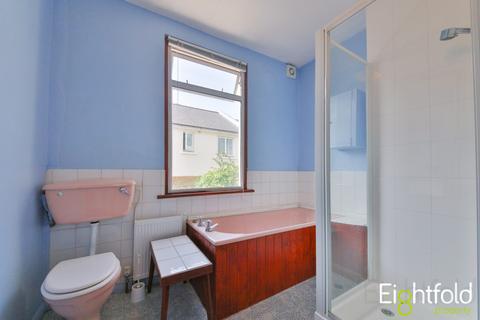 3 bedroom terraced house to rent, Edinburgh Road, Brighton